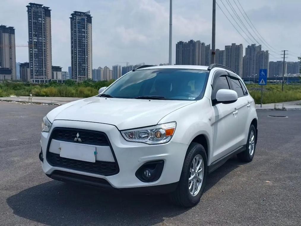 三菱轎車大全，三菱轎車都有